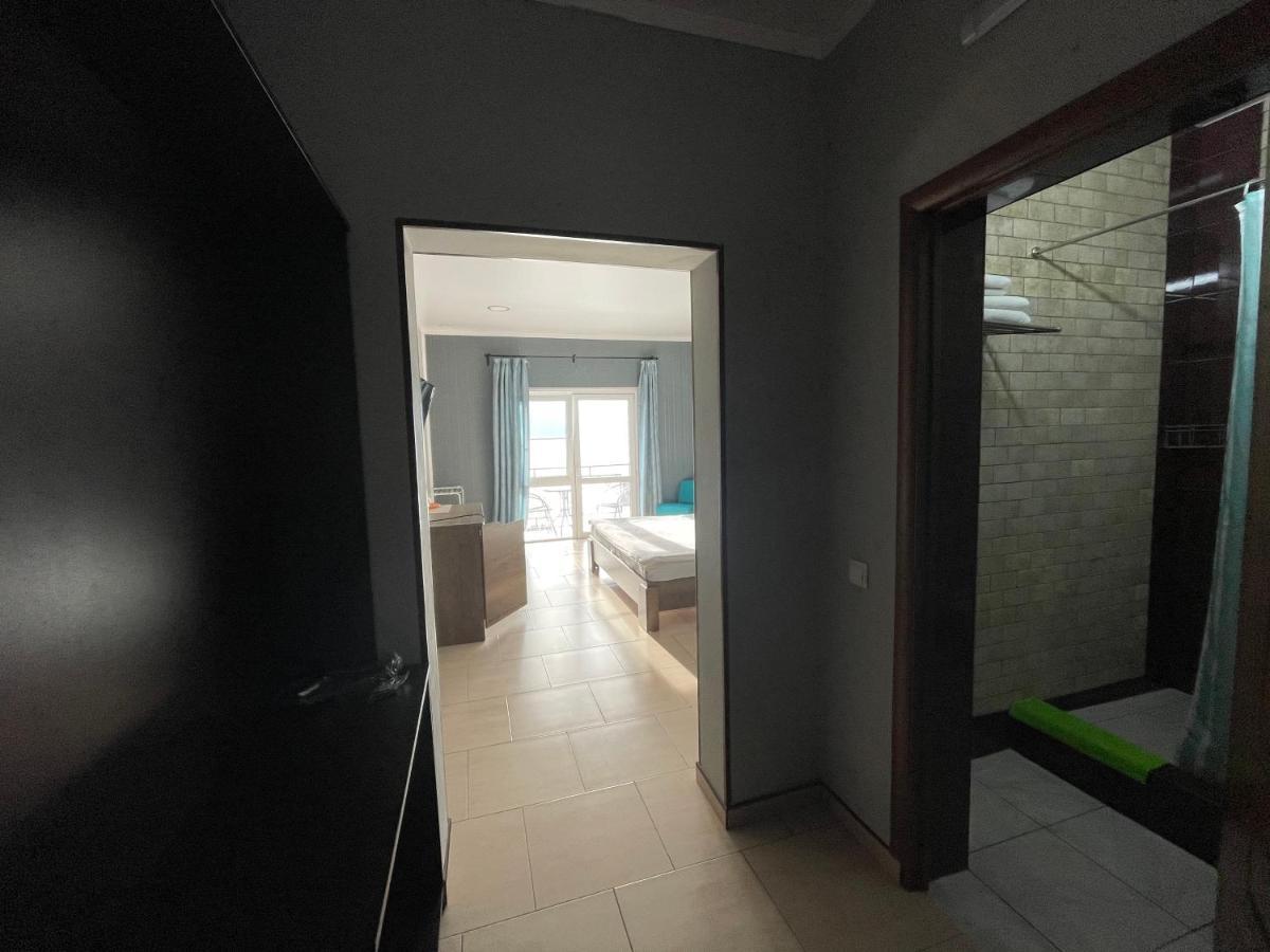 Astan Hotel Gagry Exterior photo